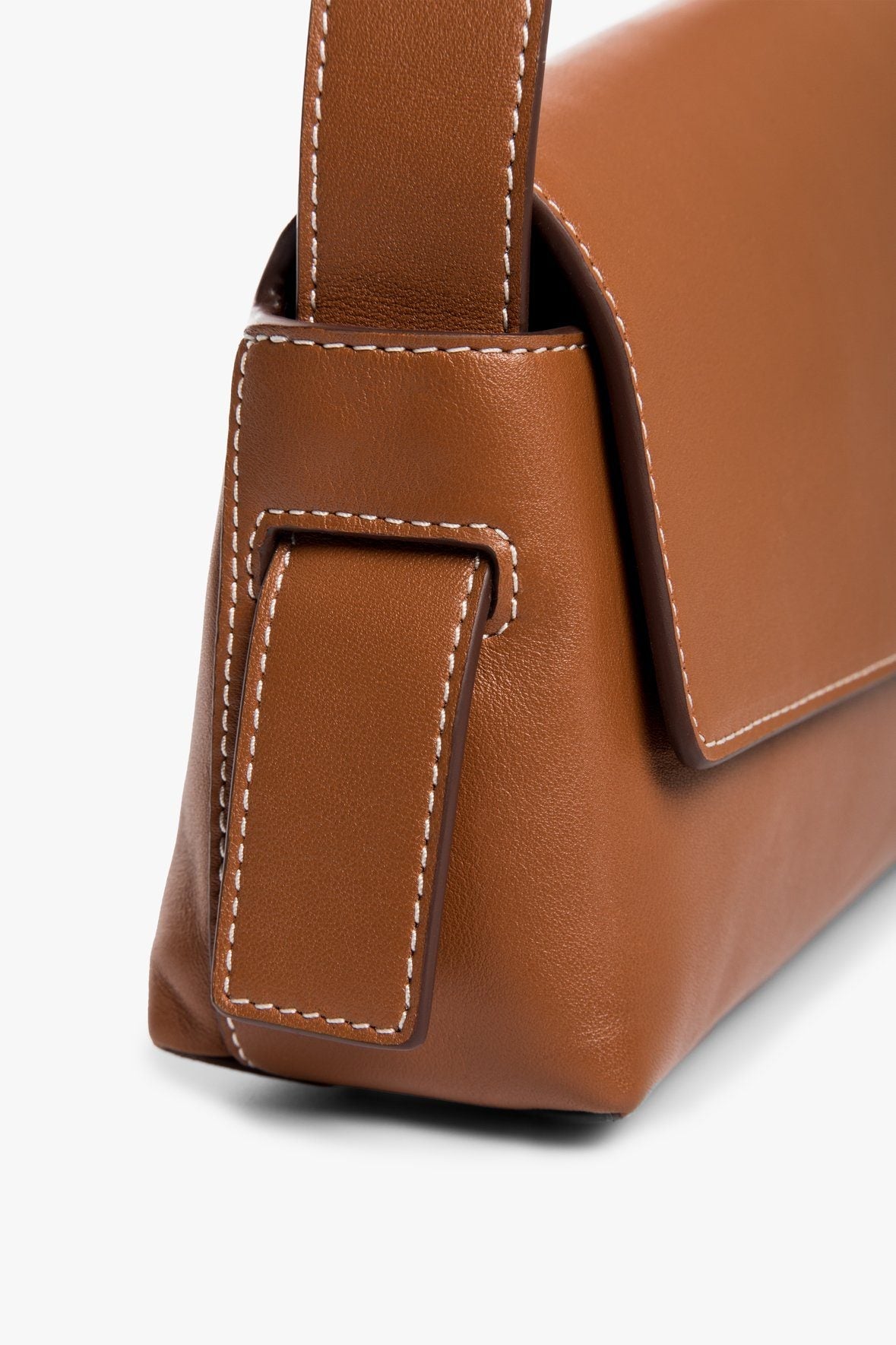 Image ACUTE SHOULDER BAG | TAN 4 of 6 and Clicking this image will trigger a zoom pop-up