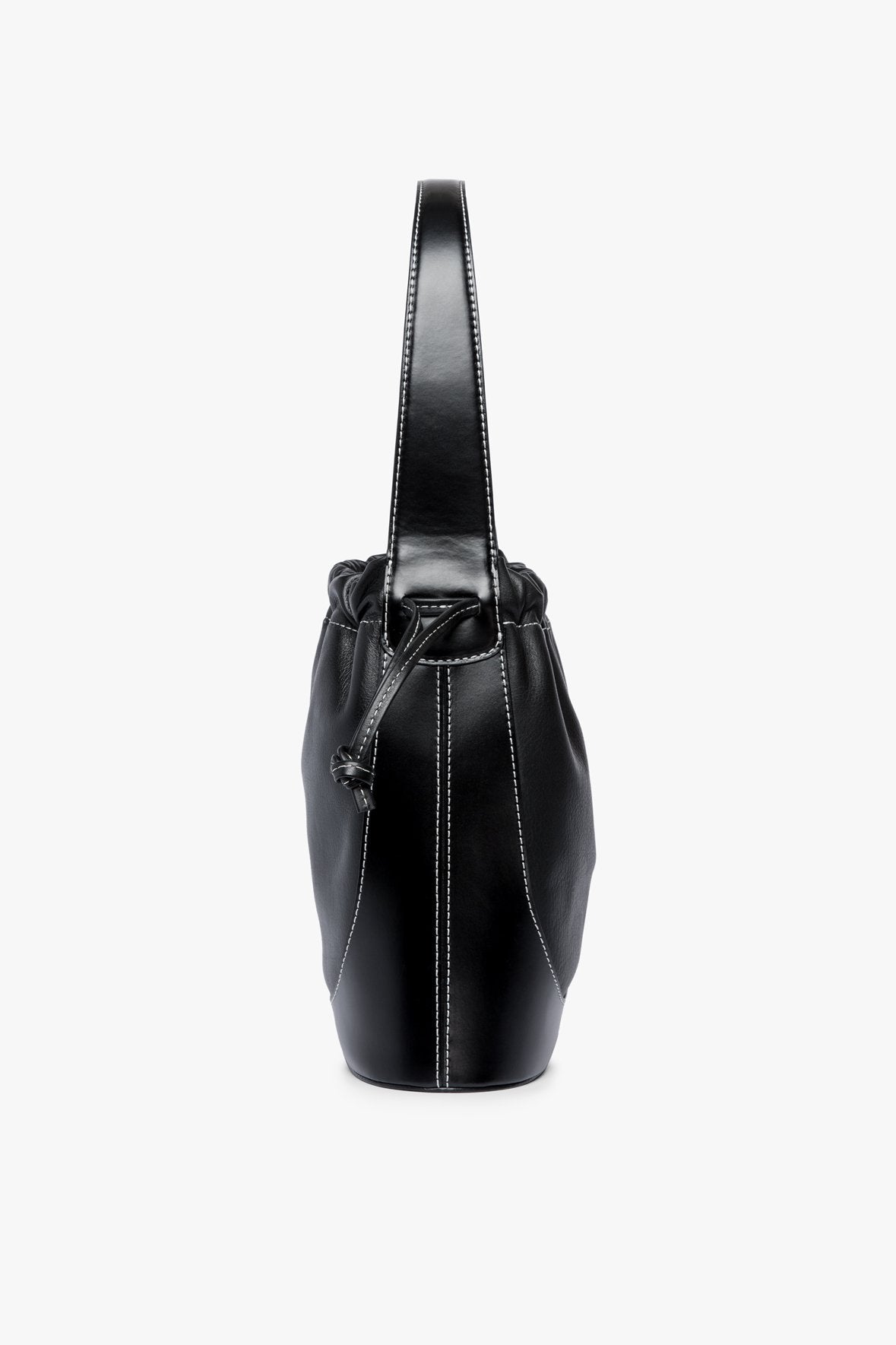 Image CINCH BUCKET BAG | BLACK 4 of 7 and Clicking this image will trigger a zoom pop-up